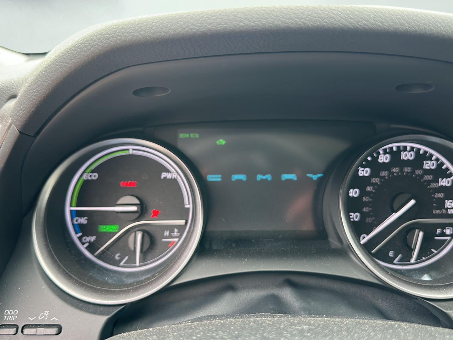 2023 Toyota Camry Hybrid XLE