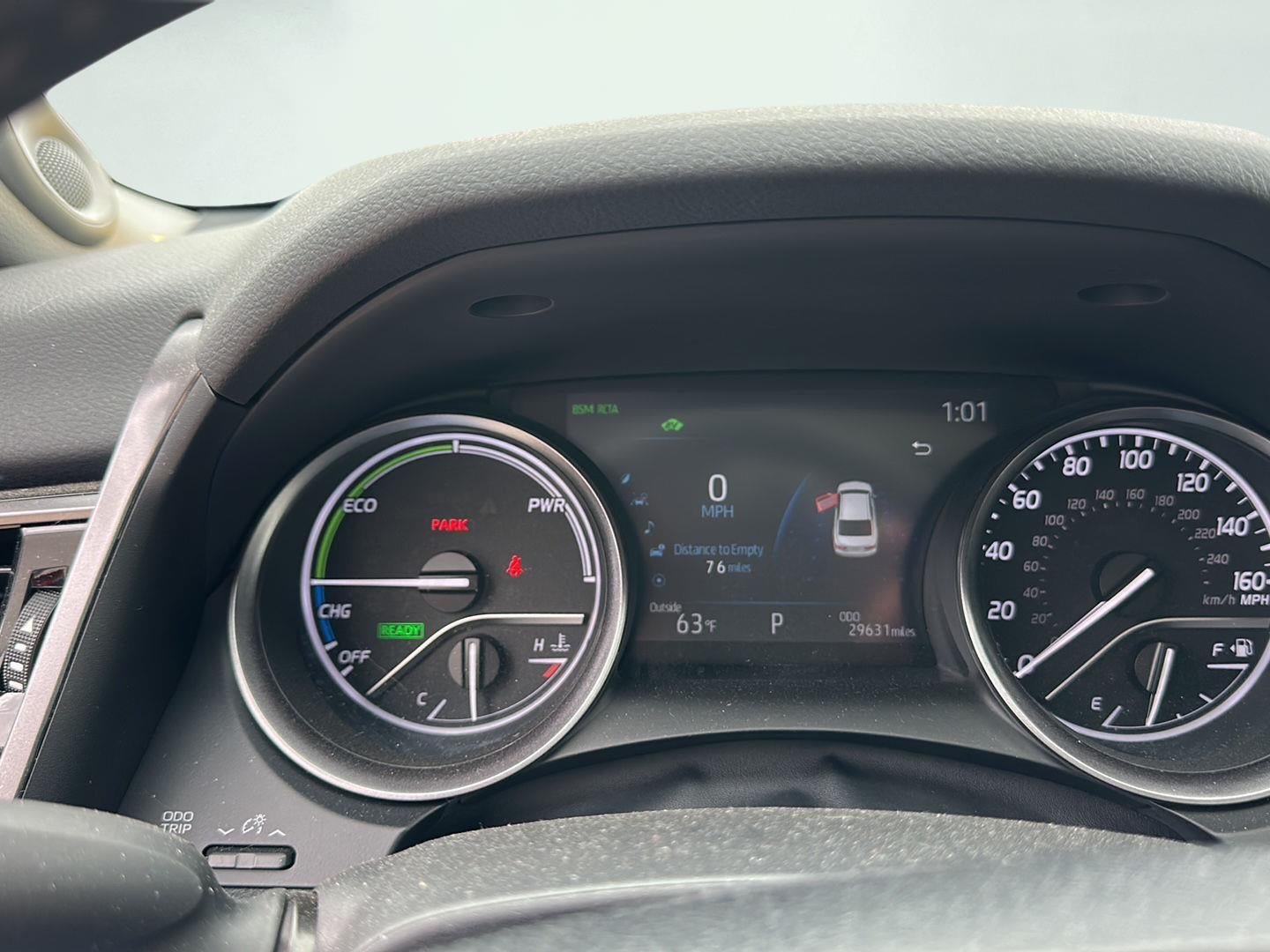 2023 Toyota Camry Hybrid XLE