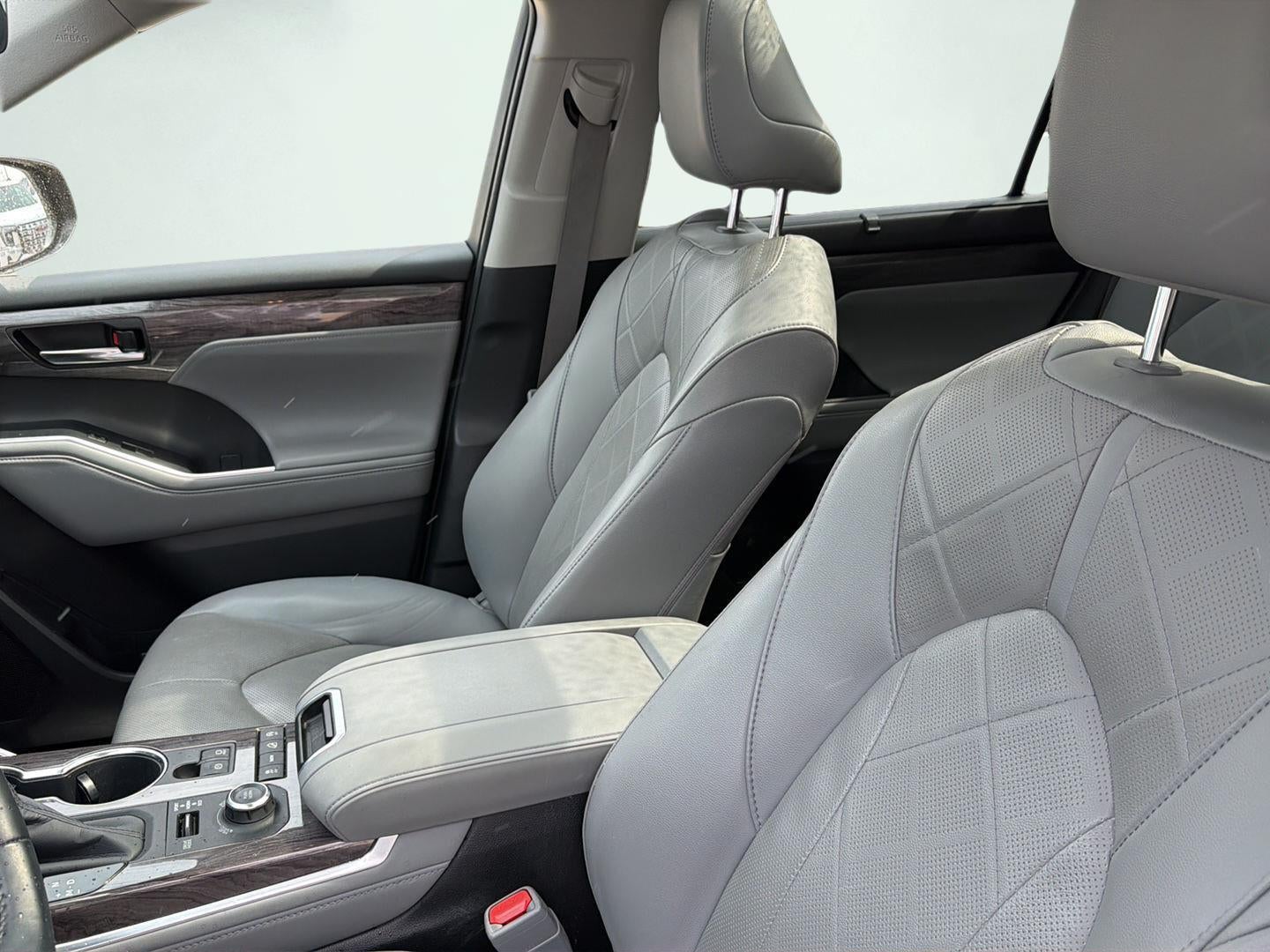 2020 Toyota Highlander Platinum