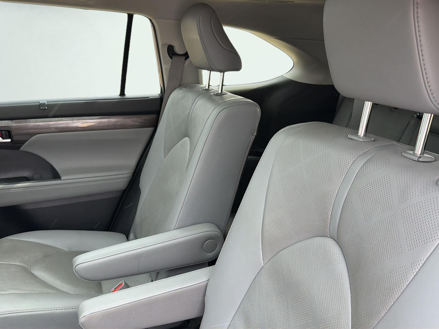2020 Toyota Highlander Platinum
