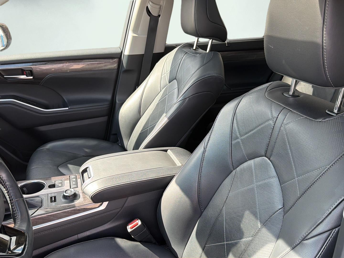 2020 Toyota Highlander Platinum