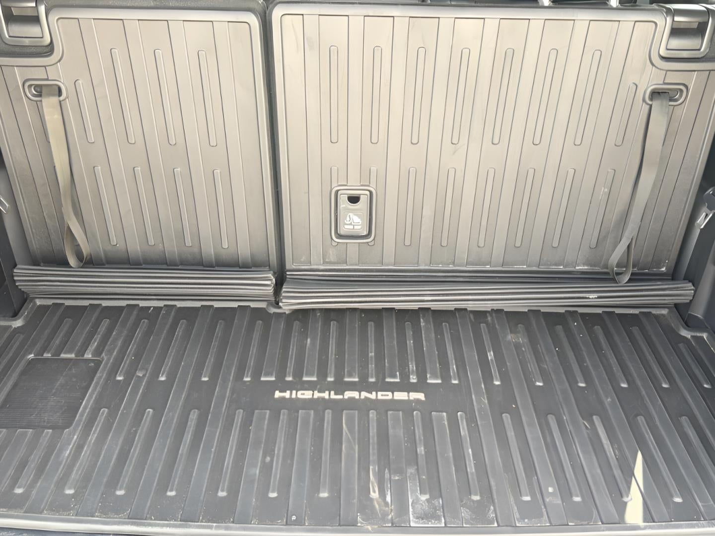 2020 Toyota Highlander Platinum