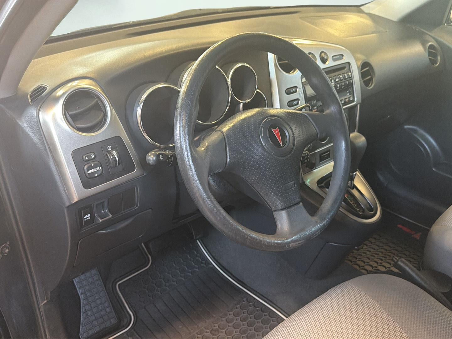 2007 Pontiac Vibe 12