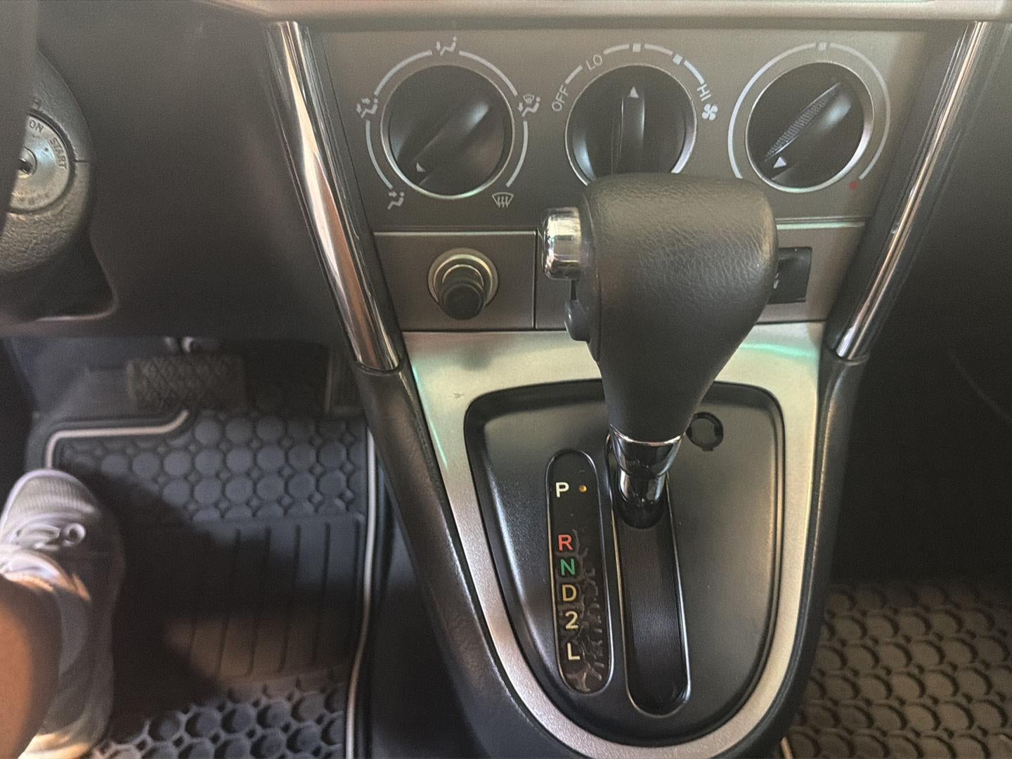 2007 Pontiac Vibe 16