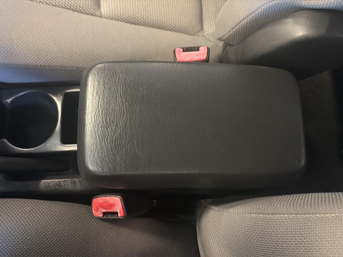 2007 Pontiac Vibe 18
